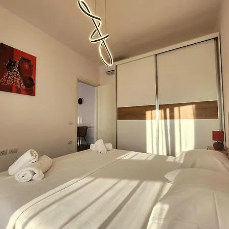 Central W 24h Self Check In Apartment Tirana